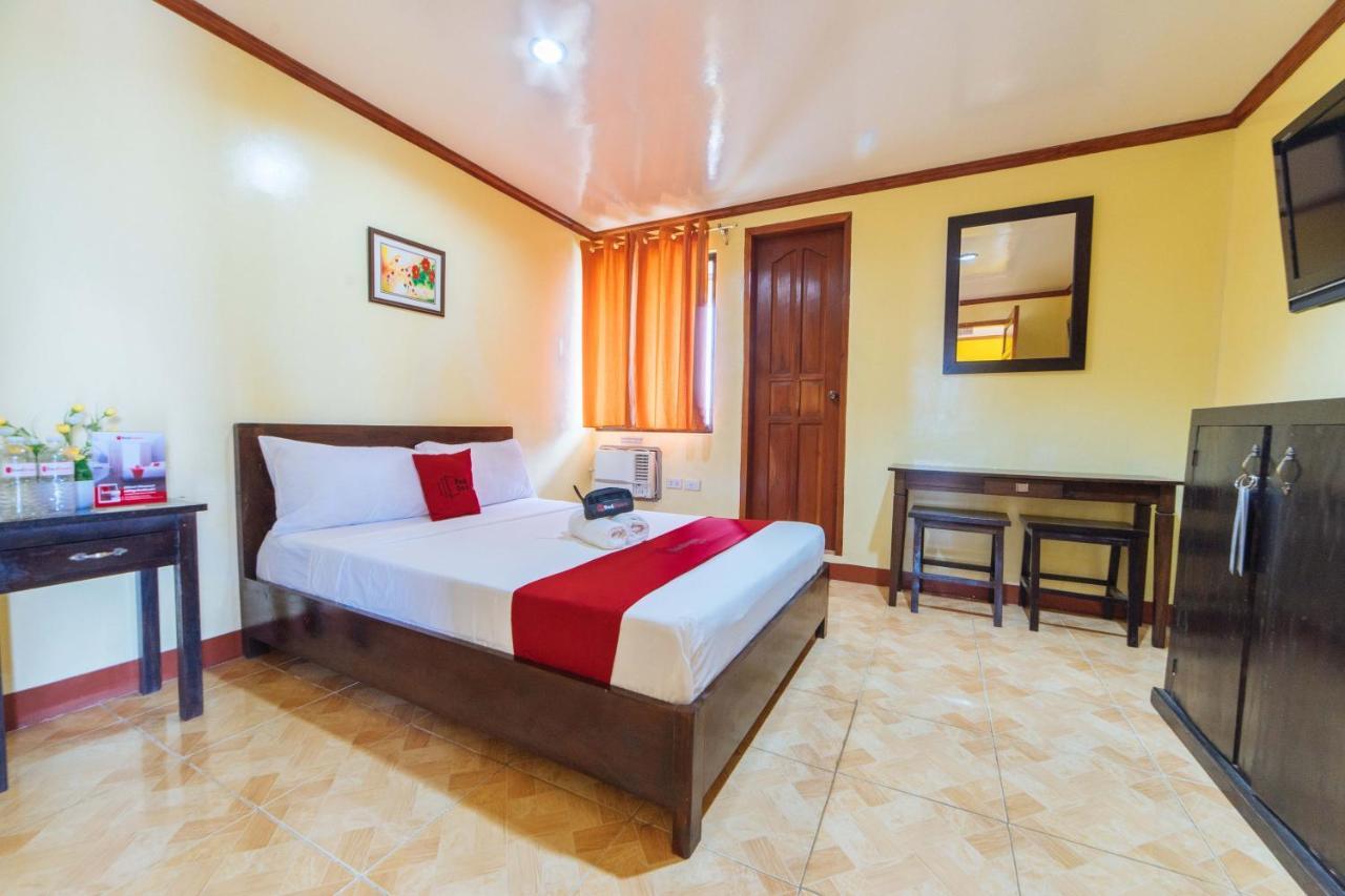 Reddoorz Near Golden Sarok Shrine Hotell Kalibo Eksteriør bilde
