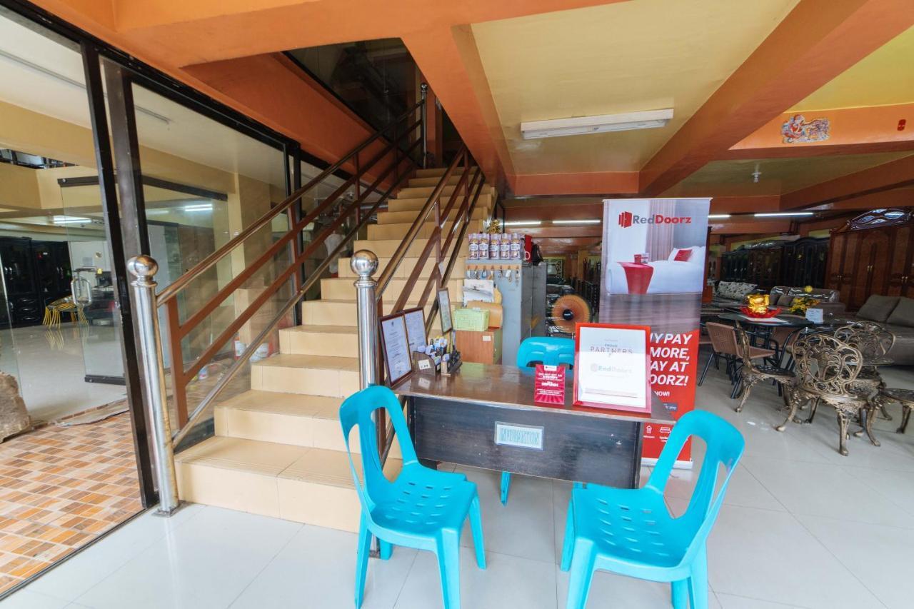 Reddoorz Near Golden Sarok Shrine Hotell Kalibo Eksteriør bilde